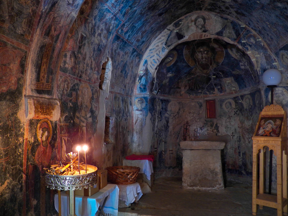 Inside Agios Nikolaos, Maza